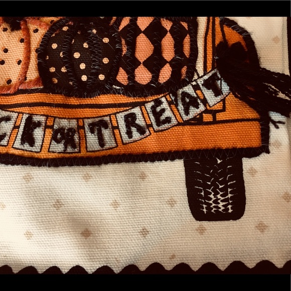 3 Haunted Halloween Embroidered Truck Towels Ghost - Picture 6 of 15